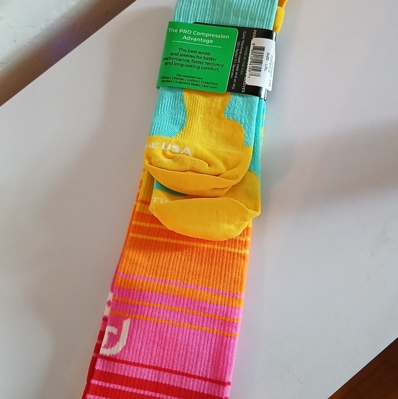 Pro Compression socks - Picture 3 of 3